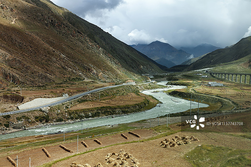 中国西藏青藏公路风光图片素材