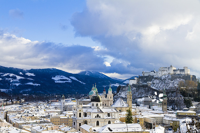 美丽的雪景萨尔茨堡图片素材