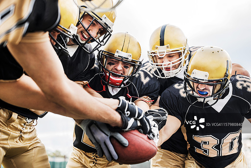 美式橄榄球团队合作图片素材