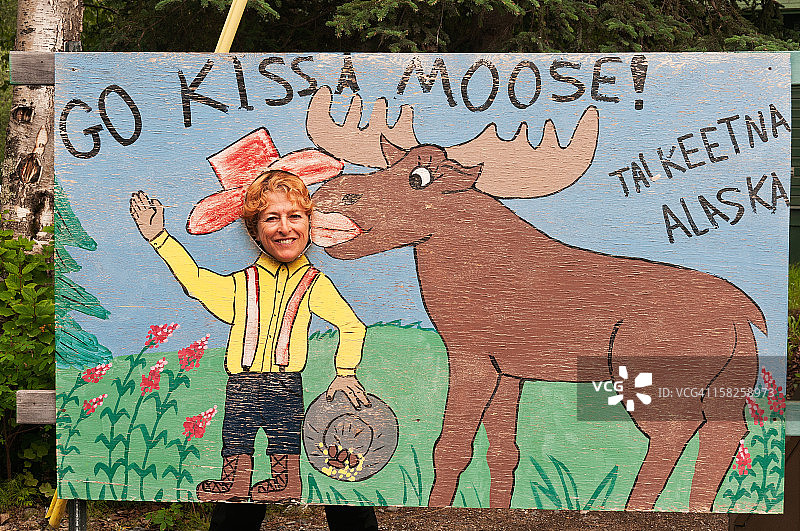 游客趣味合影图片素材