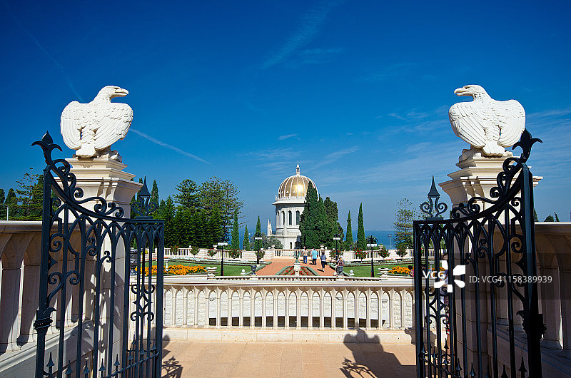 守护巴孛圣殿的老鹰图片素材