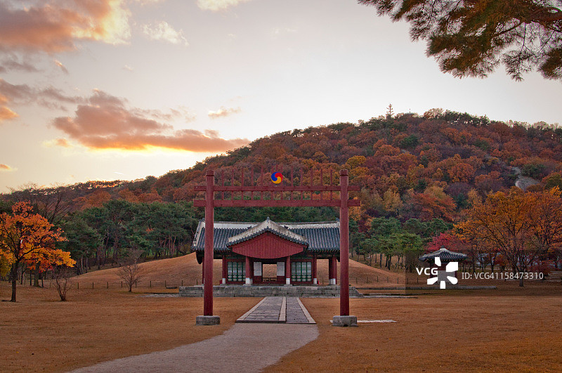 于义陵的平静图片素材