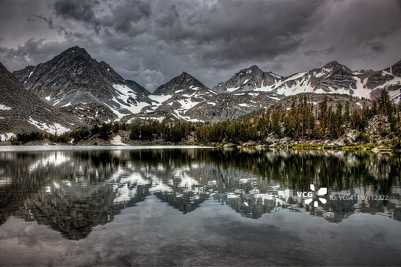 塞拉风暴图片素材