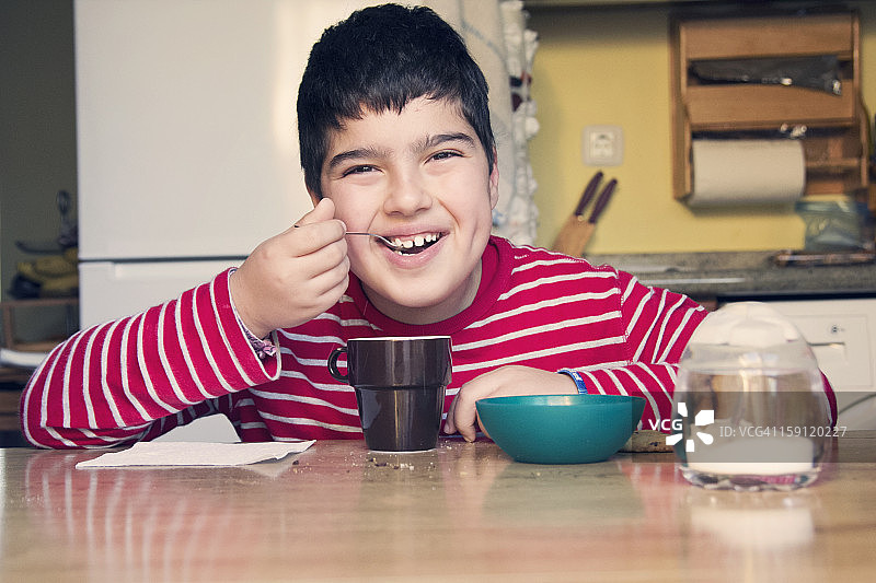 悠闲的早餐一图片素材