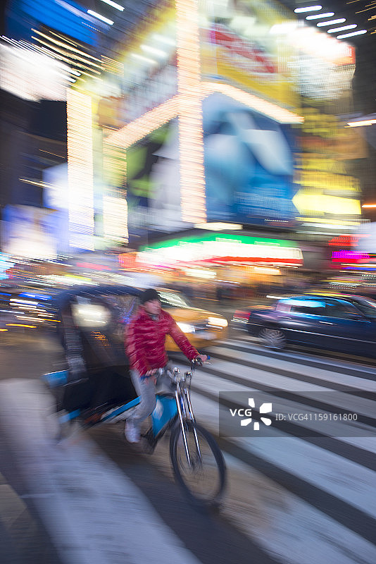 纽约时代广场的人力三轮车图片素材