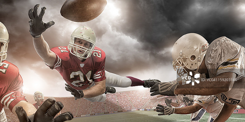 美式橄榄球比赛瞬间图片素材