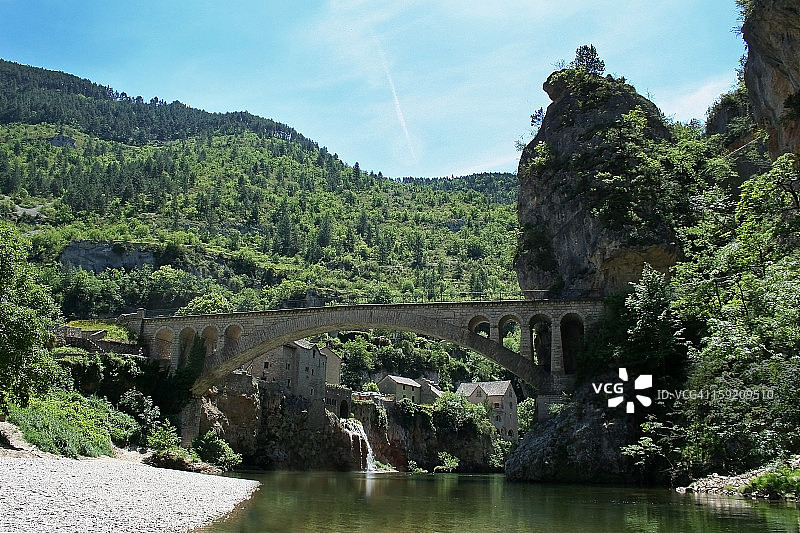 圣舍利迪塔恩（塔恩河峡谷-洛泽尔省）图片素材