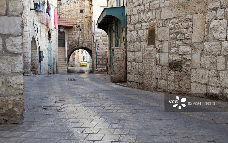 伯利恒星街的城市街道和石头建筑图片素材