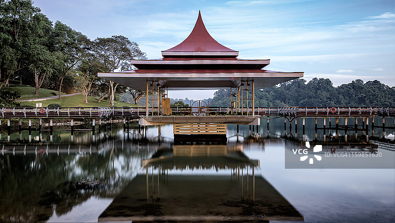 麦里芝蓄水池图片素材