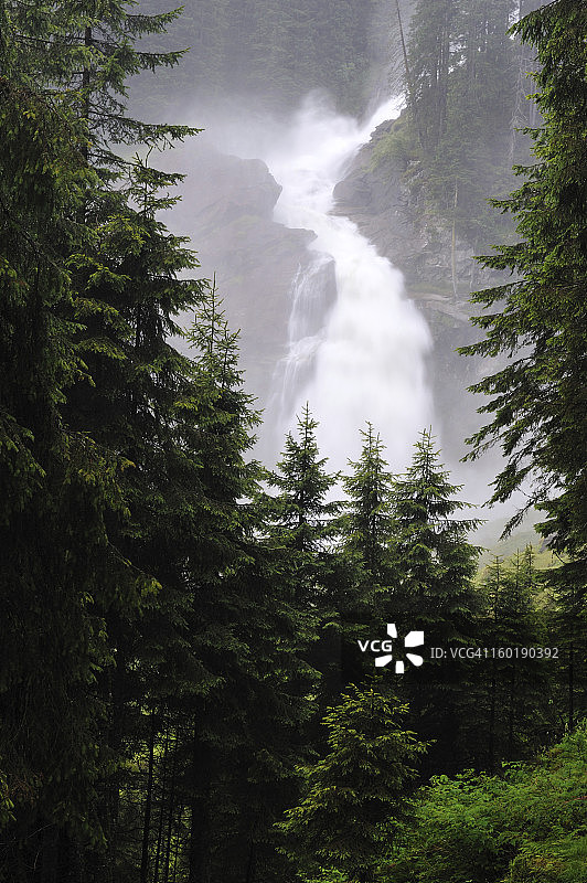 克里姆尔瀑布图片素材