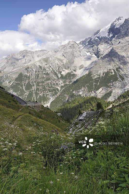 意大利境内的山脉图片素材
