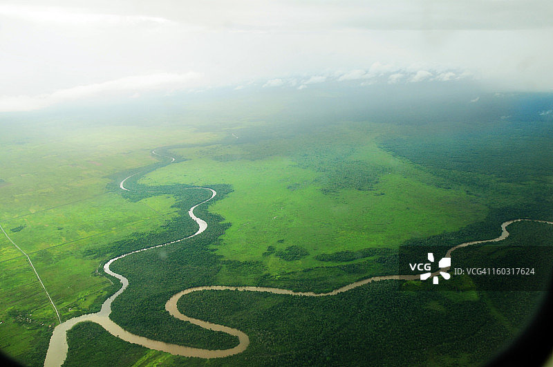 西加里曼丹的空中河流景观图片素材