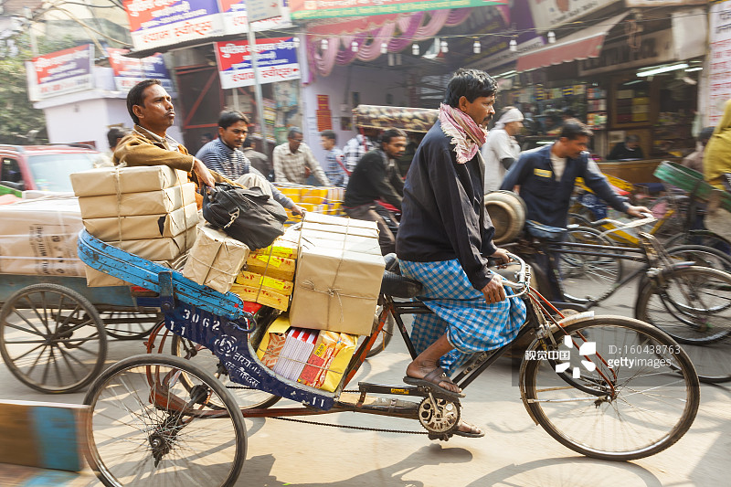 老德里昌德尼乔克市场三轮车图片素材