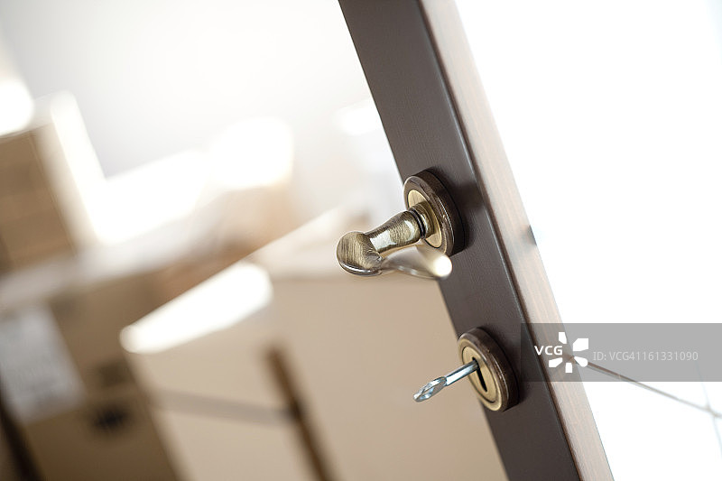 打开的门图片素材