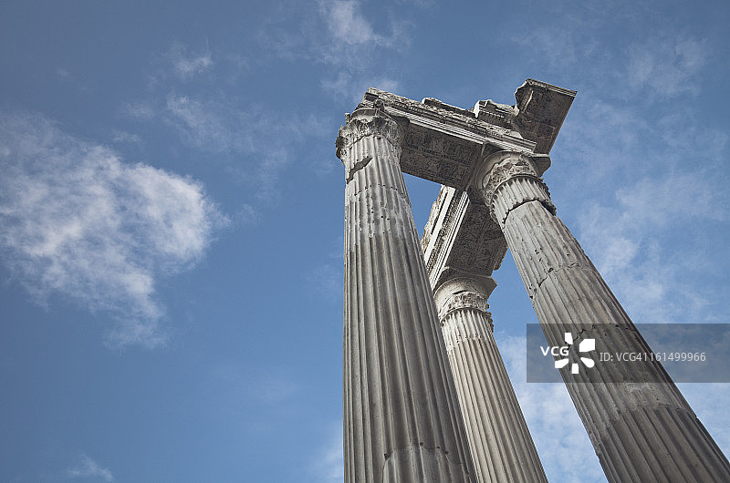 马切洛剧场附近罗马柱图片素材