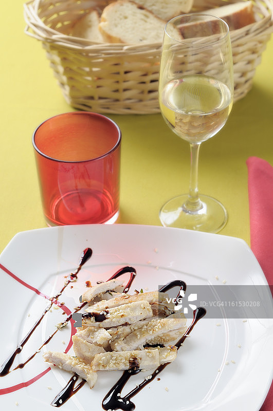 东方风味炸鸡排图片素材