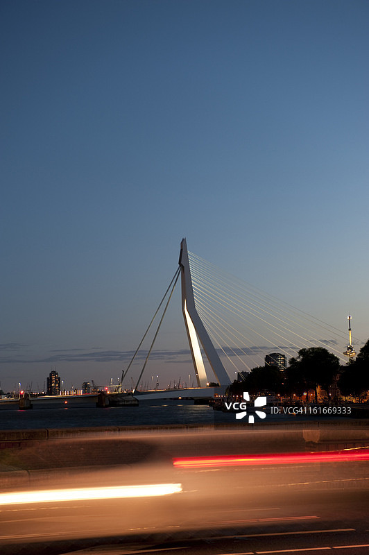 伊拉斯谟桥图片素材