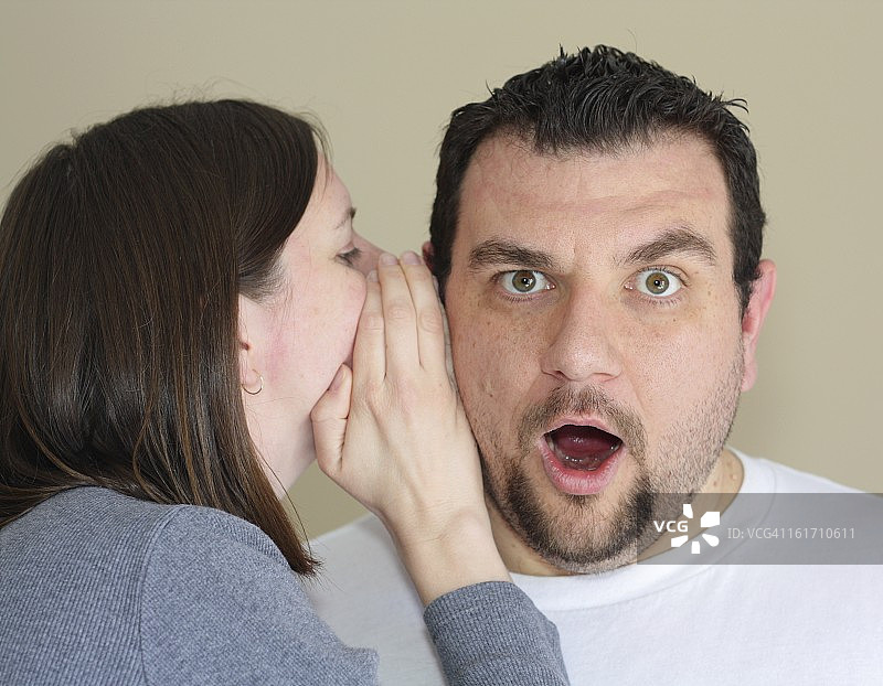 讲述秘密图片素材