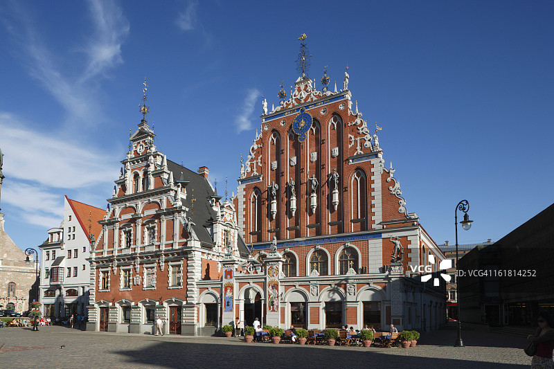 里加老城广场上的黑头宫图片素材