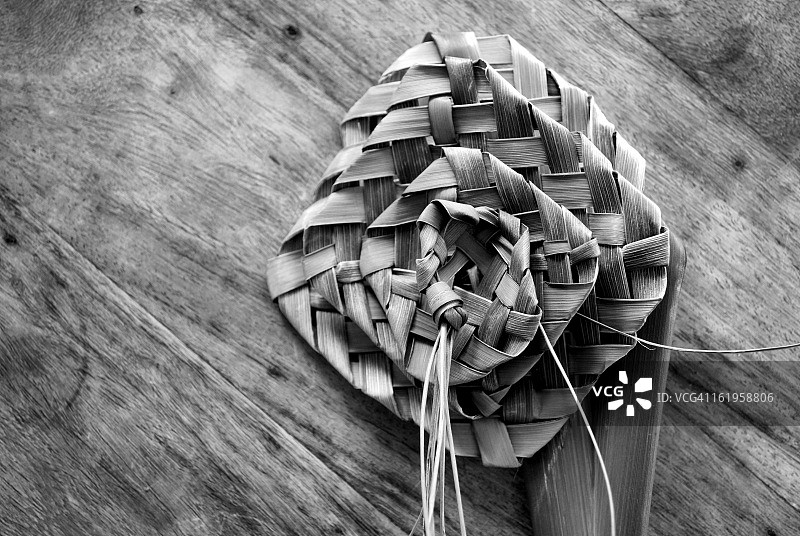 用亚麻编织的普蒂普蒂图片素材