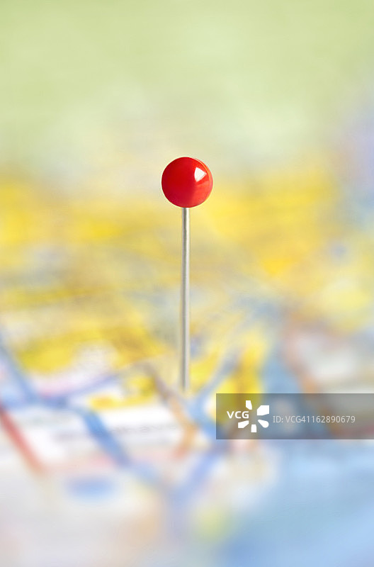 用图钉标记位置的地图图片素材