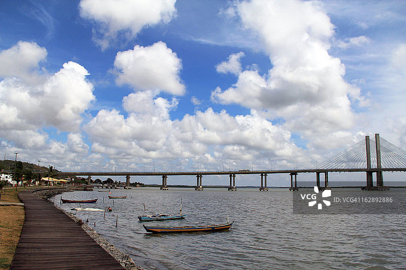 阿拉卡茹-巴拉杜斯库凯鲁斯桥图片素材