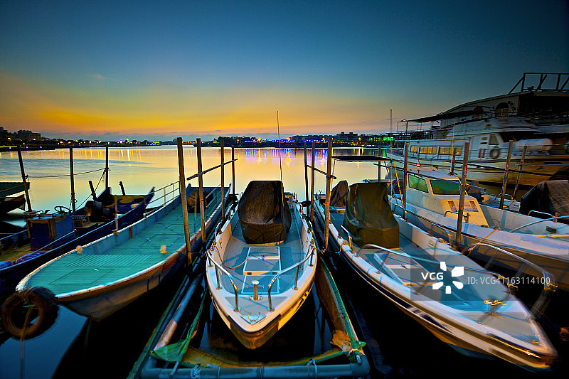 粉彩安平图片素材