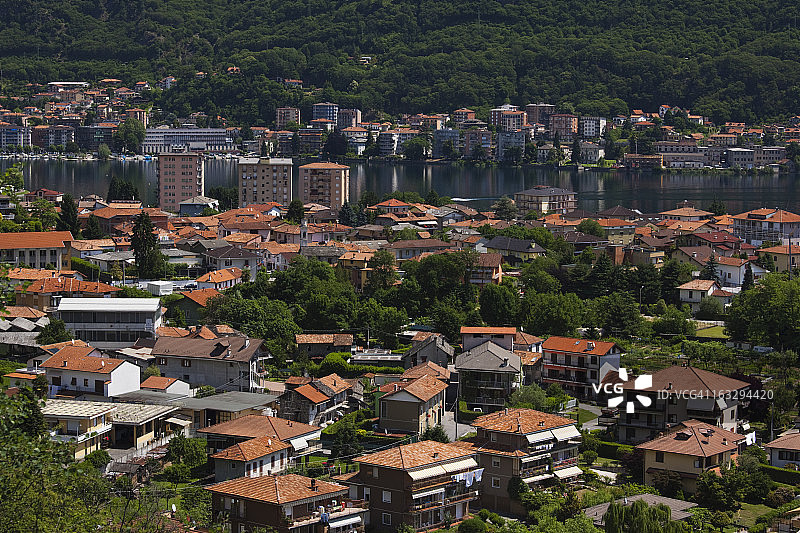 意大利皮埃蒙特小镇风光图片素材