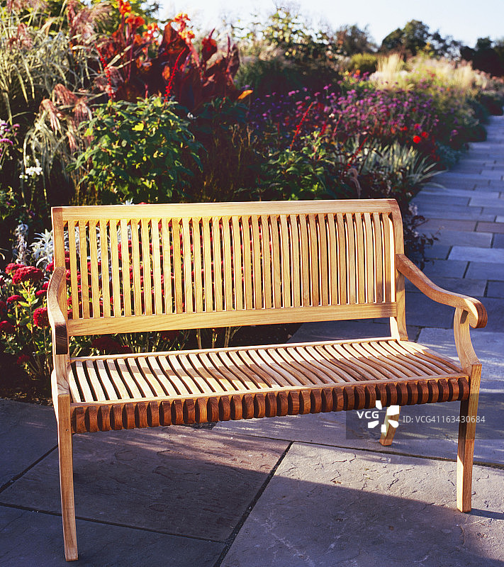 木质长椅图片素材