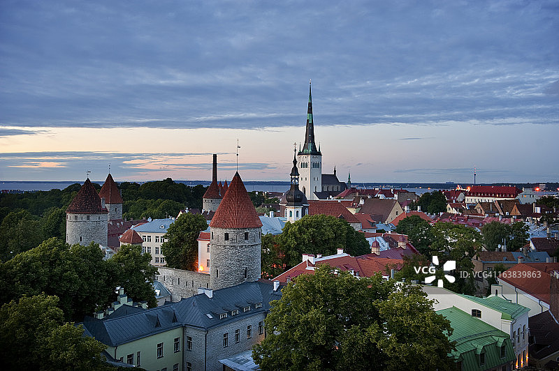 从托姆比亚看小镇景色图片素材