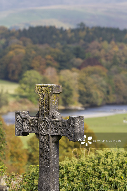 秋景墓碑图片素材