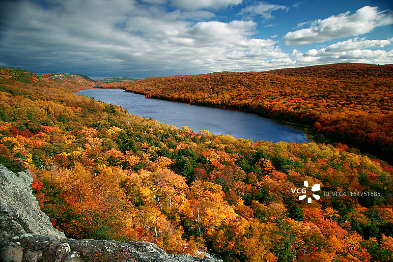 云之湖图片素材