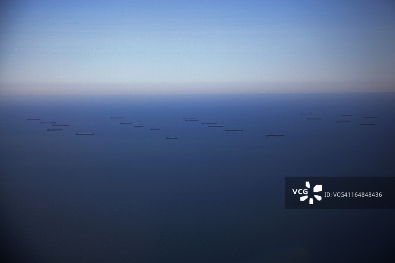海上货船图片素材