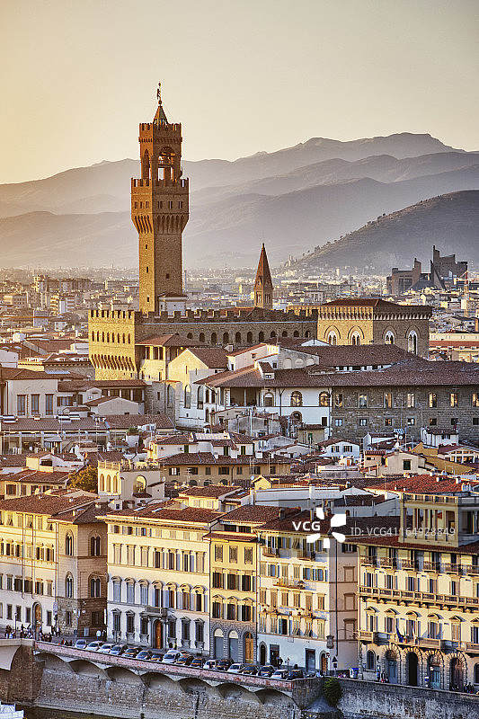 佛罗伦萨圣十字教堂城市风光图片素材