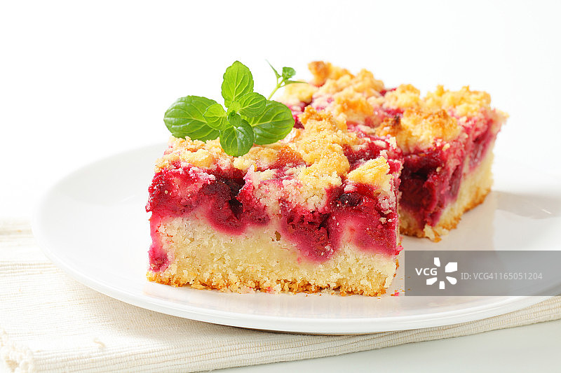 樱桃海绵蛋糕图片素材