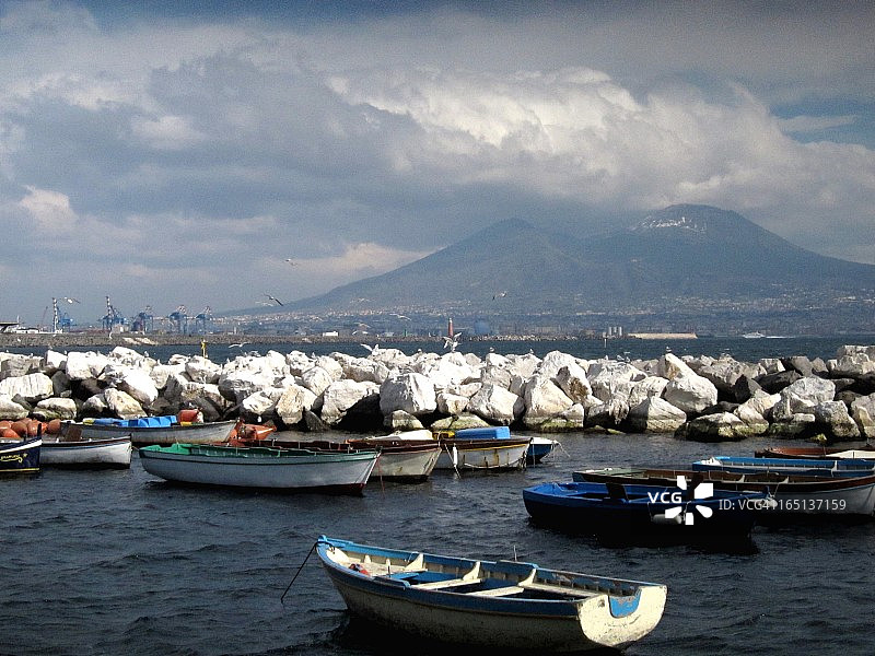 维苏威火山图片素材