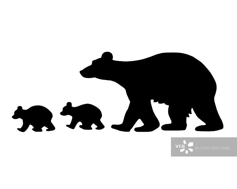 熊妈妈和两只幼崽图片素材