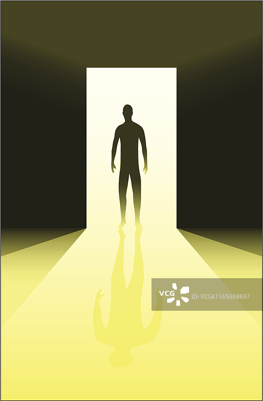 黄色门廊中的人物图片素材