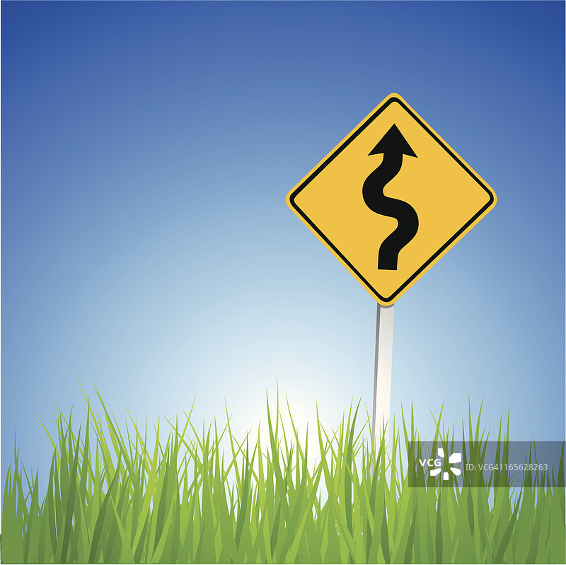 前方的蜿蜒道路图片素材