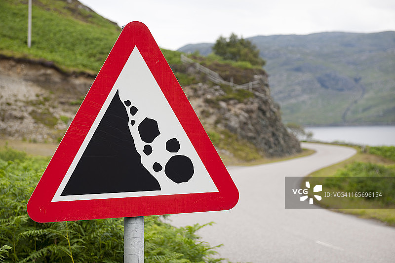 落石警告路标图片素材