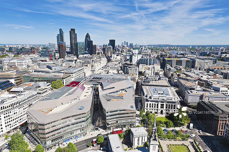 伦敦金融区城市摩天大楼鸟瞰图片素材