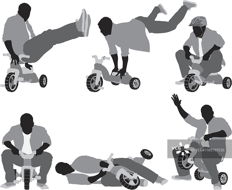 男子骑三轮车的多张图片图片素材