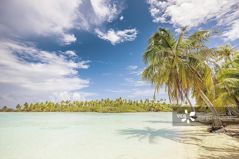 法卡拉瓦环礁泻湖，法属波利尼西亚图片素材