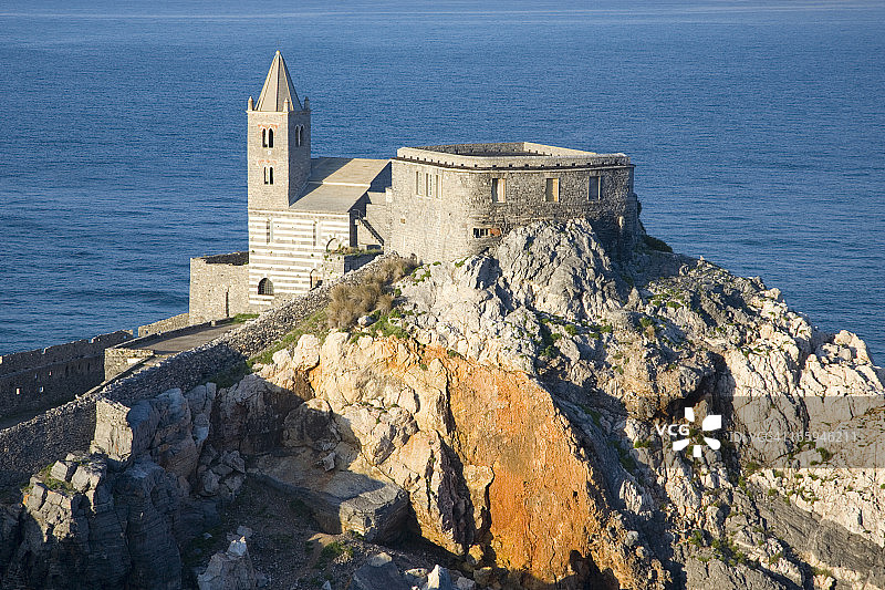 意大利利古里亚韦内雷港圣彼得罗教堂图片素材