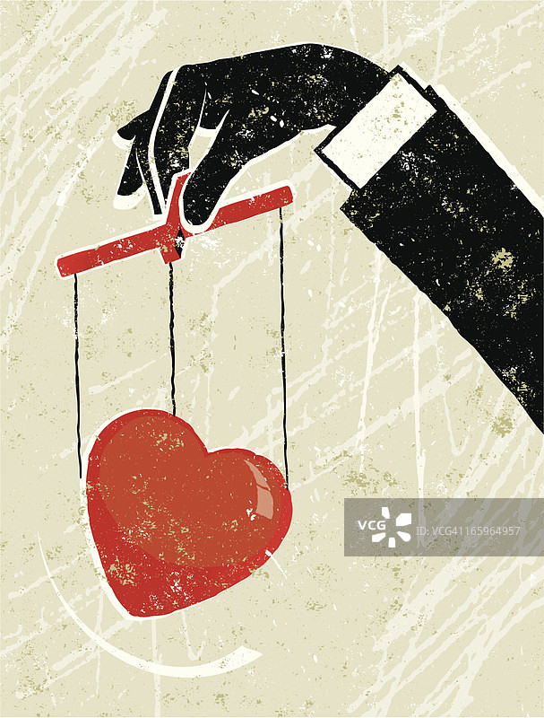 商务男士拿着一个红心玩偶图片素材