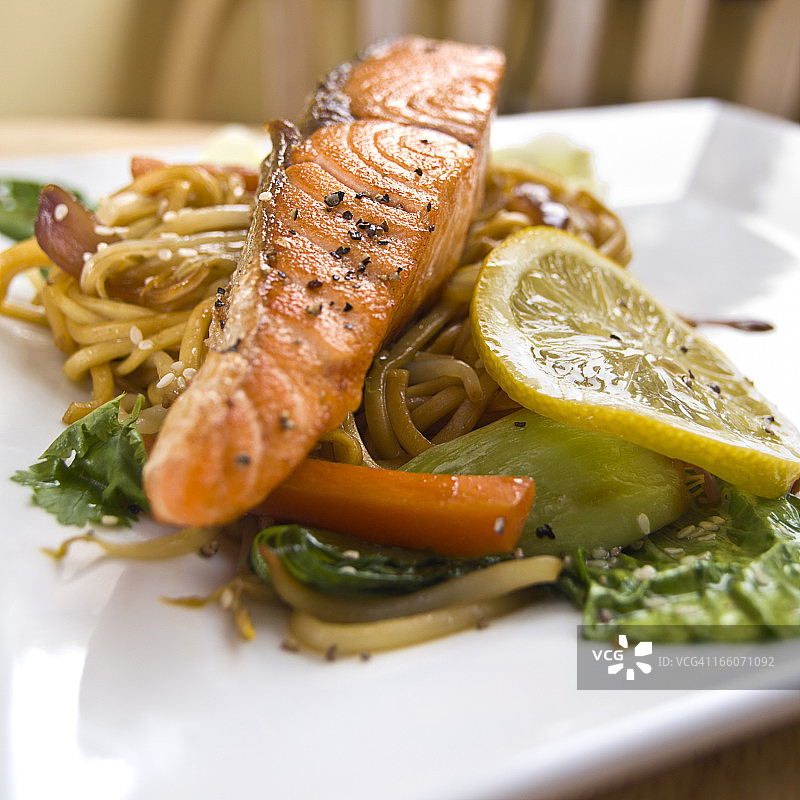 照烧三文鱼图片素材