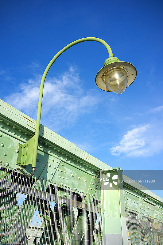 铁路桥之光图片素材