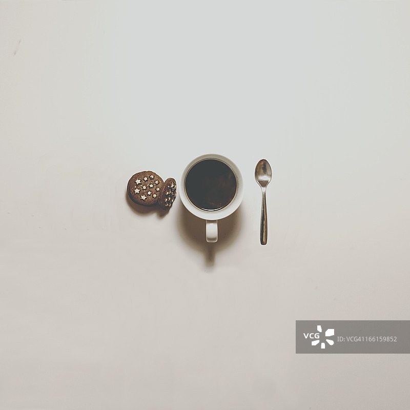 我想你，我独自一人图片素材