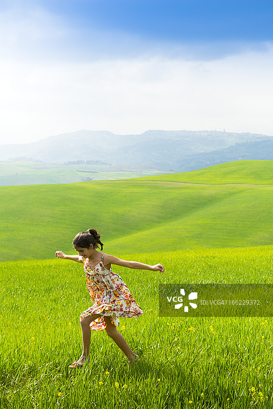 托斯卡纳的春日乐趣图片素材