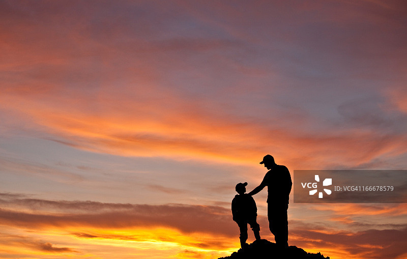 父子剪影图片素材